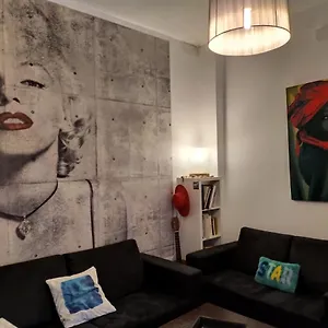 malaga-centro-hostel.1costadelsol.com/